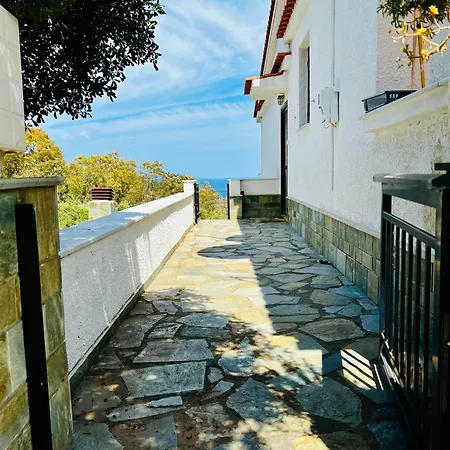 Ioanna's Sweet & Cozy With Sea View Apartament Monemvasía