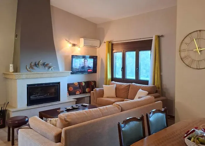 Ioanna's Sweet & Cozy With Sea View *