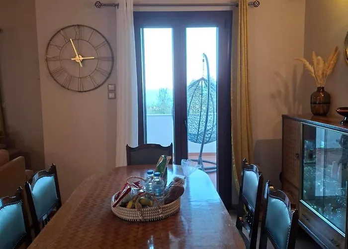 Ioanna's Sweet & Cozy With Sea View Apartment Monemvasía