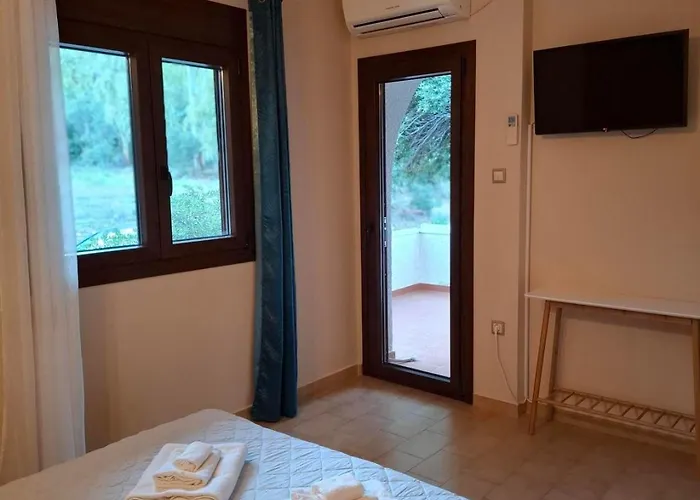 Ioanna's Sweet & Cozy With Sea View *